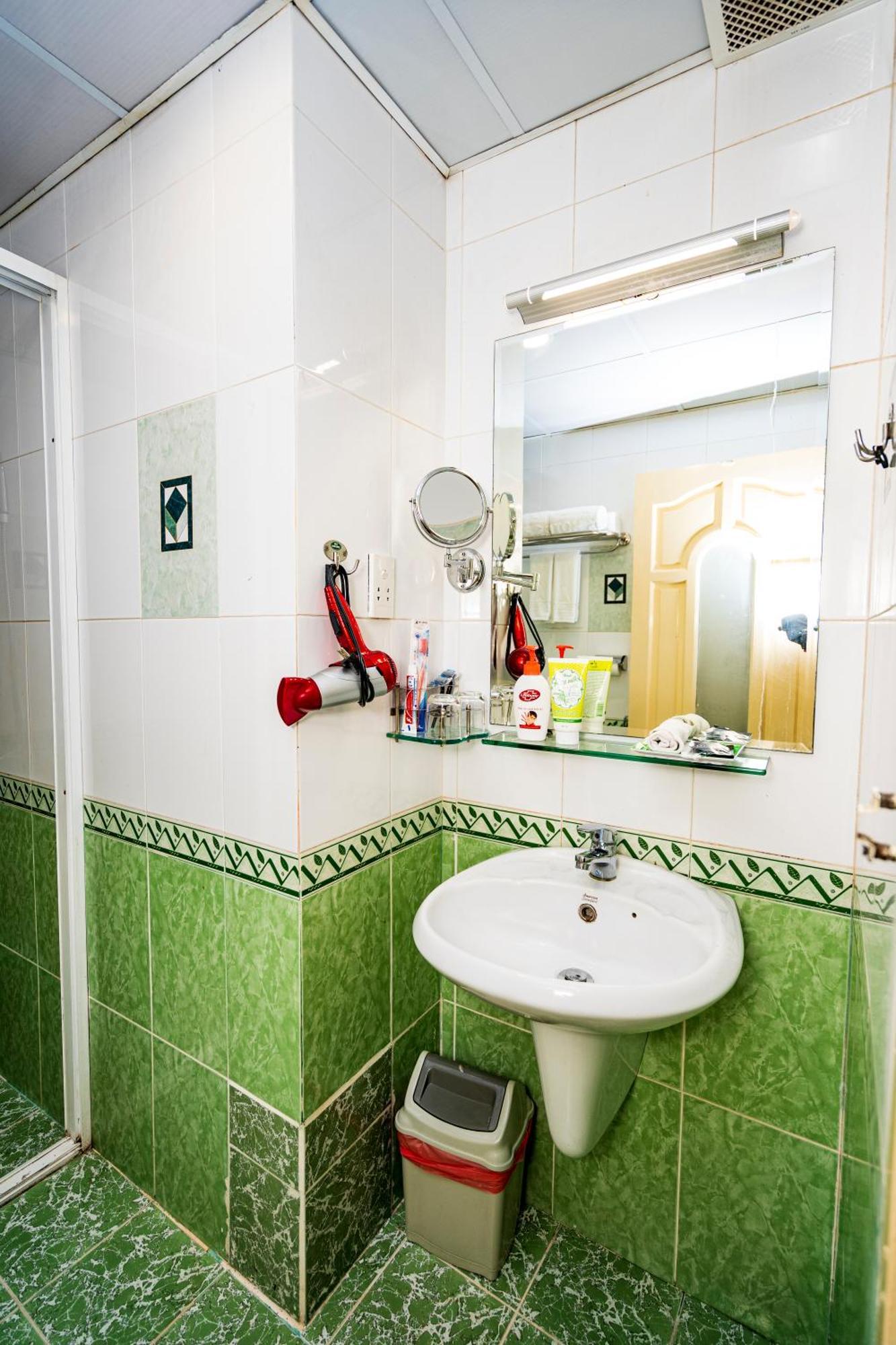 A25 Hotel - 307 Ly Tu Trong Thành Pho Ho Chí Minh Esterno foto
